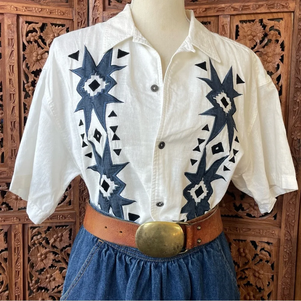 White Embroidered Men's Short Sleeve Cotton Linen Shirt Western Aztec - Picture 2 of 11